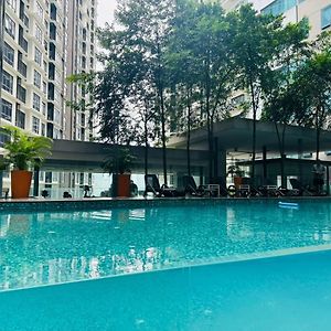 Luxury Mercu Summer Suites At Kualalumpur